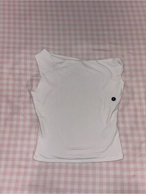 Hollister Asymmetrical One Shoulder Top - White